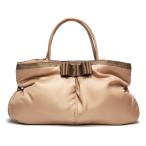 母親に最適！軽量で大容量のリボントートバッグ